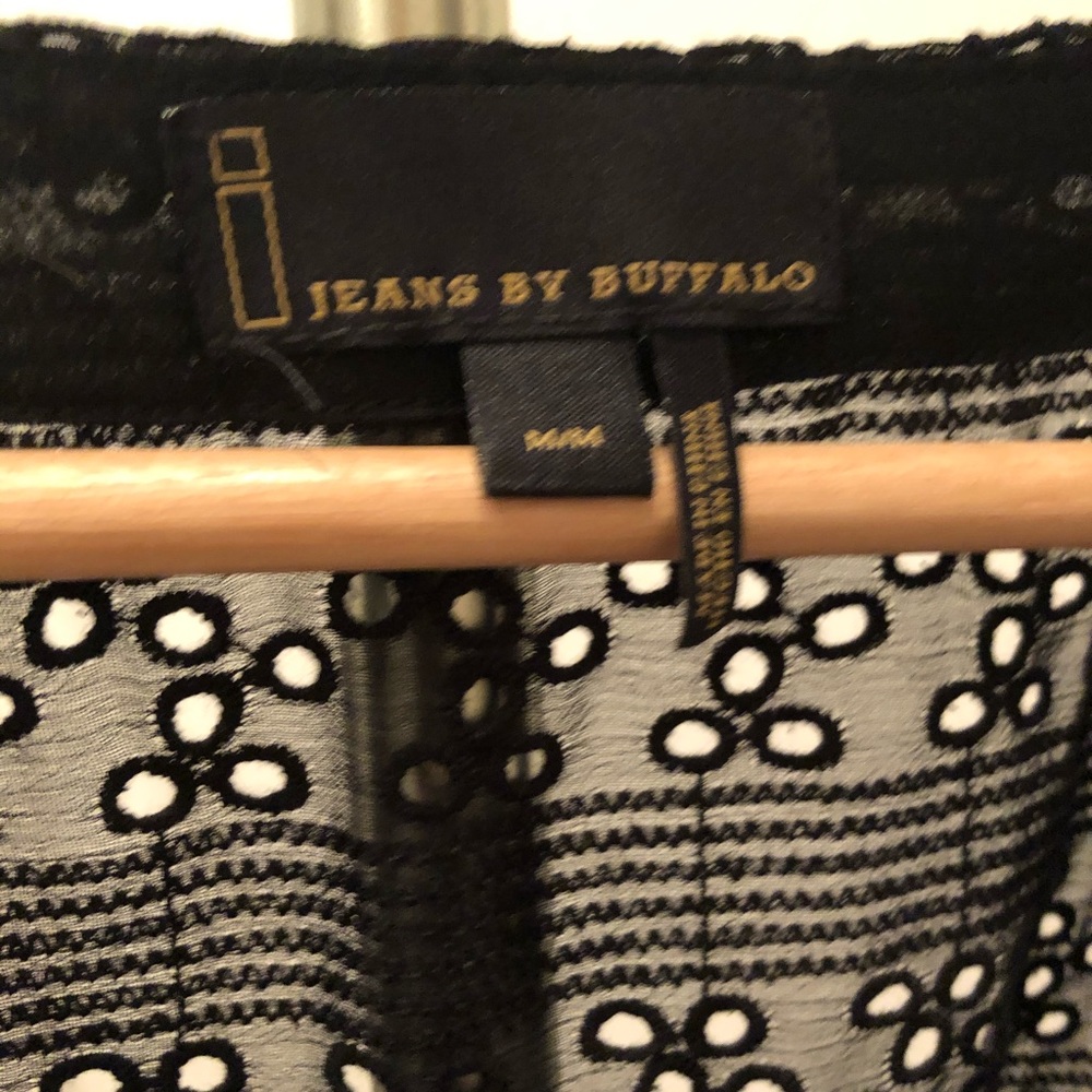 Blouse - Picture 3 of 3